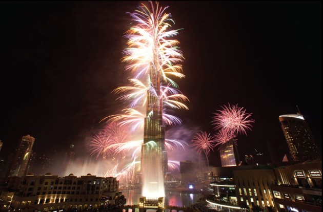 276802625 شاهد صور احتفالات راس السنة الميلادية 2014 فى دبى و برج خليفة