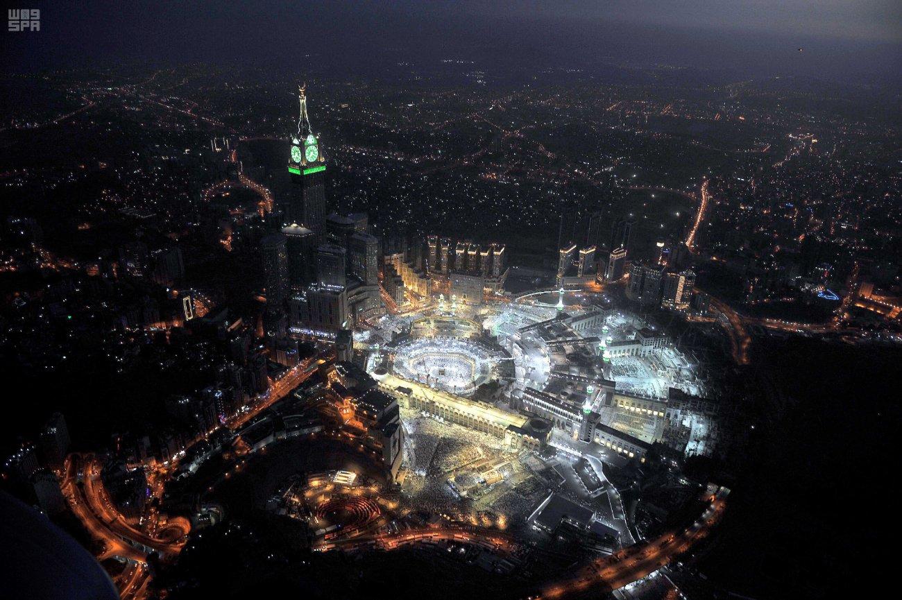 أمير منطقة المكرمة يأمربإخلاء المسعي بكامل أدواره